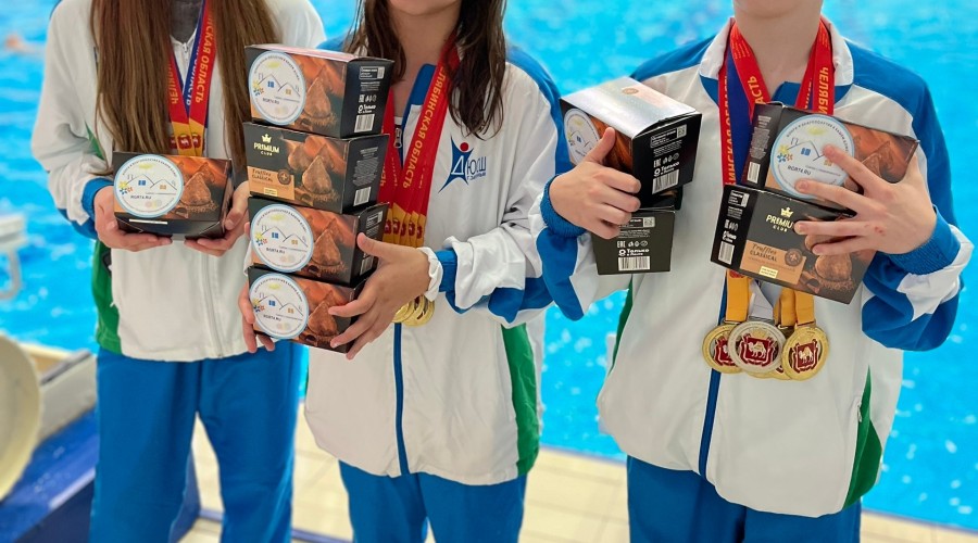 Наши юные пловцы успешно выступили в Челябинске