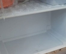 Продаю холодильник Indesit