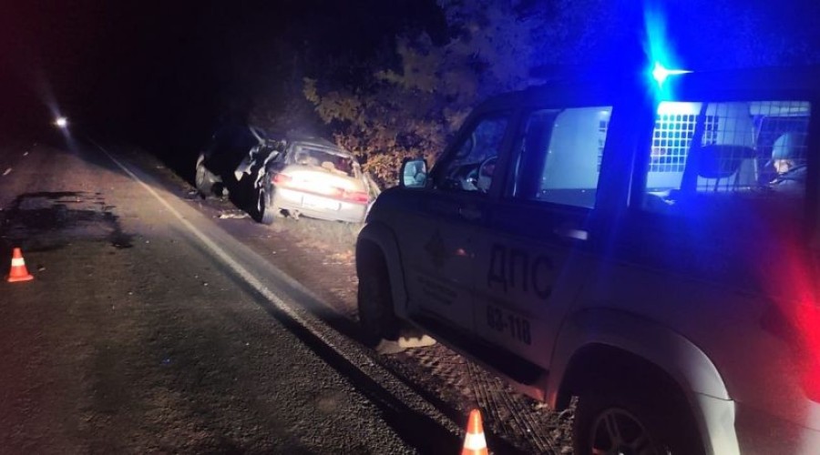 Опасный выезд на встречную полосу привел к травмированию пяти человек