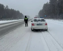 Езда с поддельными правами довела до уголовного дела