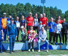 В выходные на стадионе «Электрон» прошли соревнования по пожарно-прикладному спорту среди подразделений Белоярской АЭС