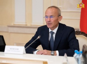 Подать документы на обучение в программе «Управленческие кадры Урала» теперь можно не только на сайте, но и во фронт-офисе в Екатеринбурге