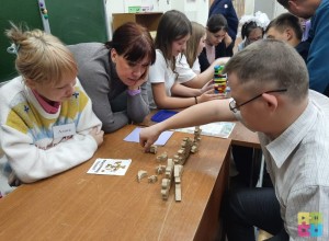 3 ноября в ДХШ состоялся первый инклюзивный Вернисаж «Мир творчества»