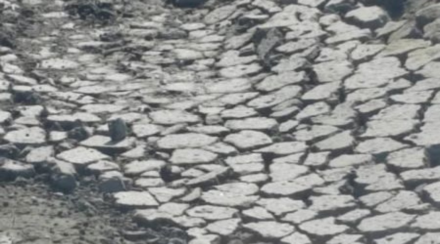 Одну дорогу строим - другую разрушаем