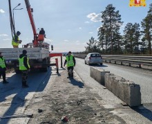 Дорожники продолжают ремонт эстакады над железнодорожными путями на 42-м километре ЕКАД