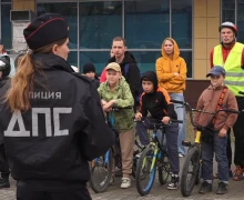 В Заречном инспектор по пропаганде дорожного движения провела инструктаж перед велопробегом