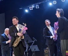 Афро-американский вокал и русский квартет создают музыкальную магию!