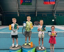 Теннисист из Заречного одержал победу на турнире Open Kids Tour в Тюмени