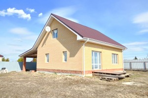 Продажа коттеджа 100 м² на участке 10 соток в Заречном