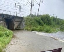 Движение под мостом у Мезенского и Баженово остаётся опасным из-за подтопления