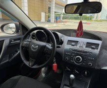 Mazda 3, 2011
