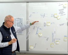 В УрТК состоялось занятие для школьников: они приступили к созданию города будущего