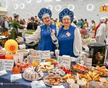 В нашем фоторепортаже – веселая Масленица в городах Свердловской области!