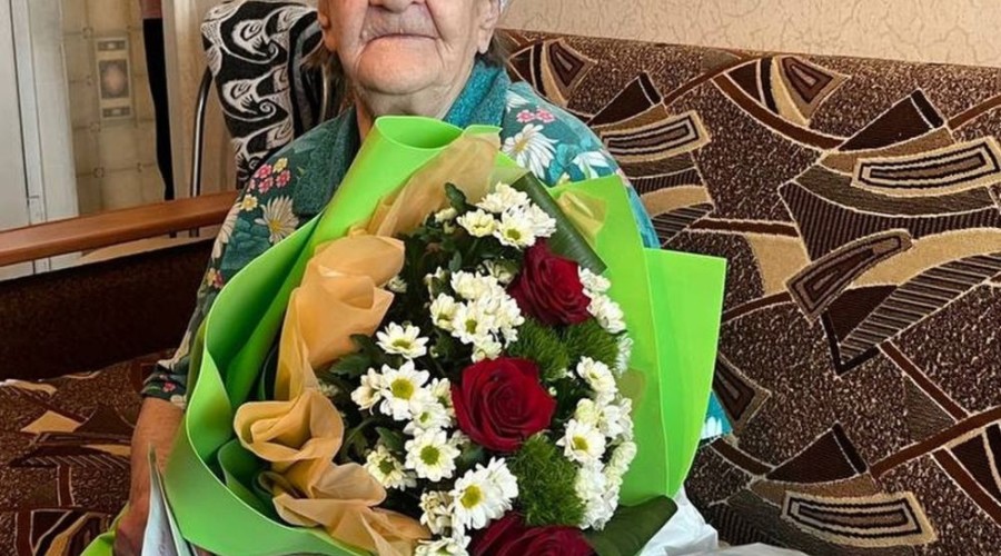 100-летний юбилей отмечает Галина Коваленко из Серова