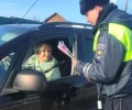 Накануне Международного женского дня сотрудники Госавтоинспекции МО МВД России Заречный провели акцию «Цветы для АвтоЛеди»