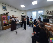 3 ноября в ДХШ состоялся первый инклюзивный Вернисаж «Мир творчества»