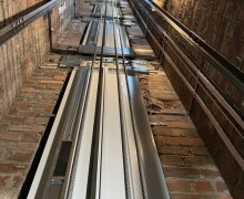 Специалисты ООО Финлифт наглядно показали почему нужно менять лифты