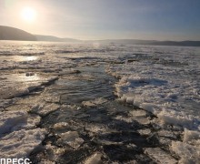 Лёд на Белоярском водохранилище стал особенно опасным