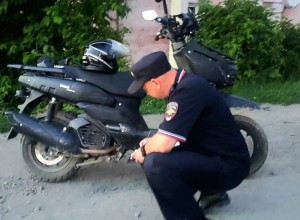 В Белоярском подросток на мопеде спровоцировал аварию: пострадал пассажир