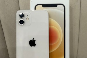 Продам iPhone 12 white 64 ГБ