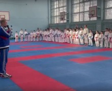 В Заречном на выходных выступила сотня юных каратистов