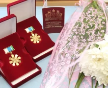 Как золотые супруги могут получить почётный знак Свердловской области Совет да любовь?