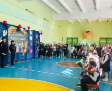 1 сентября сотрудники Госавтоинспекции Заречного приняли участие в торжественных линейках, посвященных Дню знаний