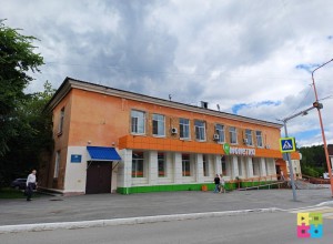 Фасад здания управления соцполитики в Заречном дождался капитального ремонта