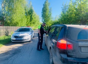 Профилактический рейд ГИБДД в Белоярском районе: безопасность детей в автомобилях