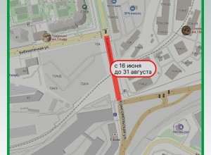 Автомобилистам на заметку: в Екатеринбурге надолго перекроют часть улицы Комсомольской