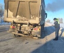 Сотрудники Госавтоинспекции Заречного устанавливают обстоятельства ДТП, в котором пострадали 2 человека