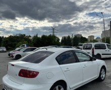 Mazda 3, 2004