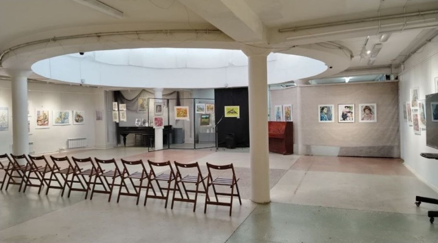 Работы зареченских художников - детей и взрослых - представлены в Ревде