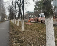 На ул. Ленина демонтируют дорожные ограждения