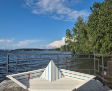 На пирсе, который обустроили на экотропе установили ещё один арт-объект