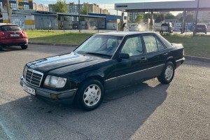 Mercedes-Benz W124, 