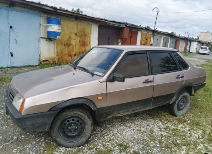 ВАЗ (LADA) 21099, 2000