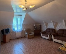 Продается 3-этажный дом 218 м² на участке 17,5 соток