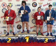 Самбисты СК Десантник продолжают завоёвывать медали