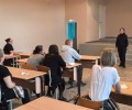 В преддверии летнего сезона сотрудники Госавтоинспекции активно участвуют в родительских собраниях