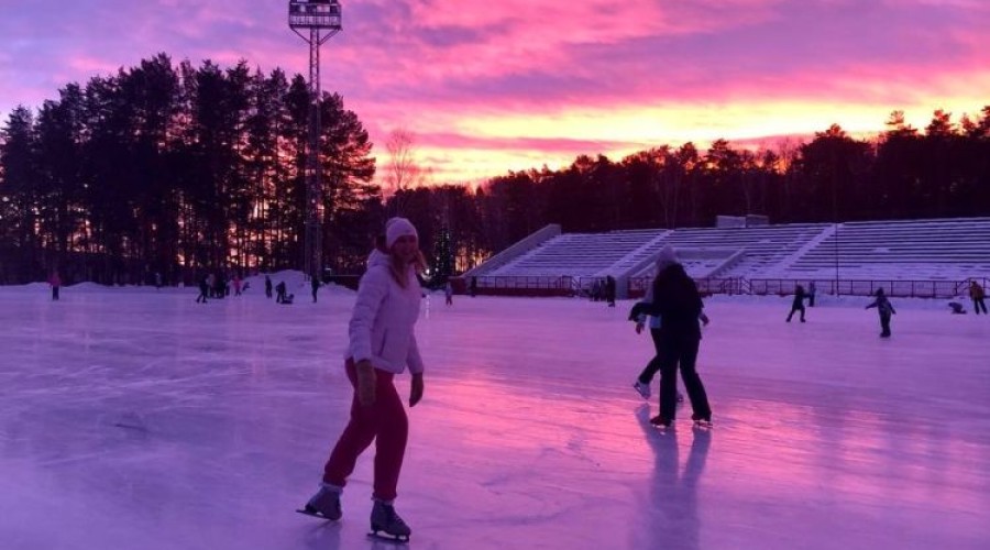 Собирались на каток?