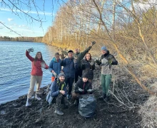43 мешка мусора собрали зареченские активисты на берегу Белоярского водохранилища