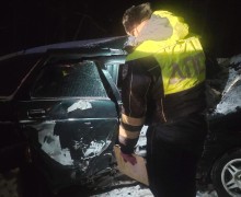 Автоинспекторы устанавливают обстоятельства ДТП с пятью пострадавшими, которое спровоцировал пьяный и не имеющий прав водитель