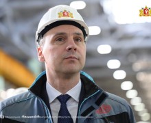 Врио губернатора Свердловской области Денис Паслер оценил мощности Уралмашзавода и пообщался с работниками предприятия