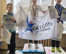 Пловцы из Заречного завоевали 12 наград на соревнованиях в Новоуральске