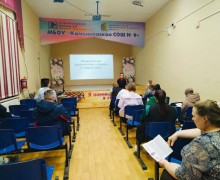 В преддверии летнего сезона сотрудники Госавтоинспекции активно участвуют в родительских собраниях