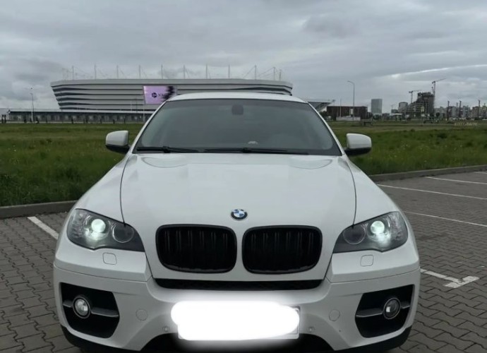 BMW X6, 2011