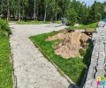 Территорию возле памятника ликвидаторам техногенных катастроф благоустраивают в Заречном