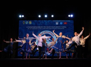 В Белоярском районном доме культуры состоялся I открытый конкурс русского народного танца «Заглядочки»