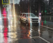 Сотрудники Госавтоинспекции Заречного устанавливают обстоятельства ДТП, в котором пострадал пешеход